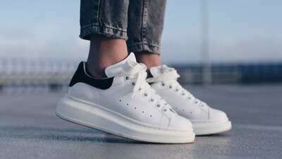 Alexander McQueen Sneakers: The Luxury Footwear Trend That Refuses to Fade - ULVIXO