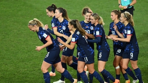 Netherlands Thrash Vietnam To Roll Into Women's World Cup Last 16