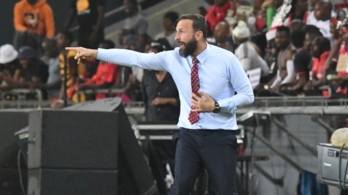 Galaxy Coach Praises Winning Opponent, Referee