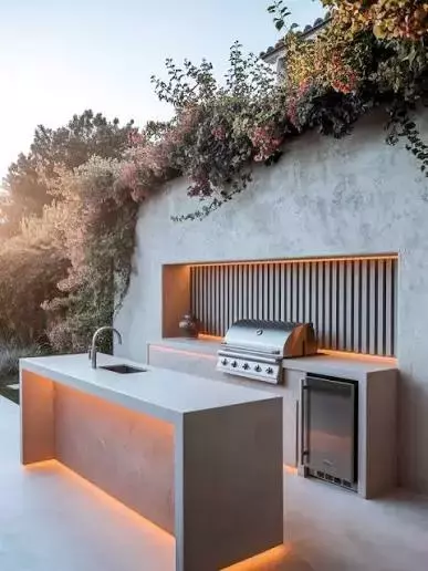 Common Construction Considerations for a Custom Outdoor Kitchen