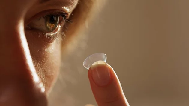 Eye-Tracking System Uses Blinks for Power