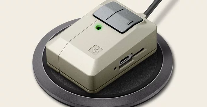 AirPods Case Inspired by Classic Macintosh Mouse Brings Retro Back