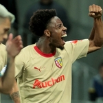 WahiFinding His Stride As Lens Rediscover Their Touch