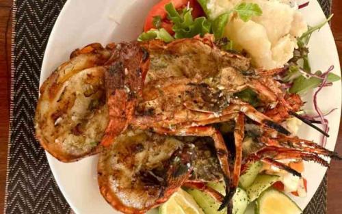 Easy Recipe: Grilled Lobster With Garlic Butter