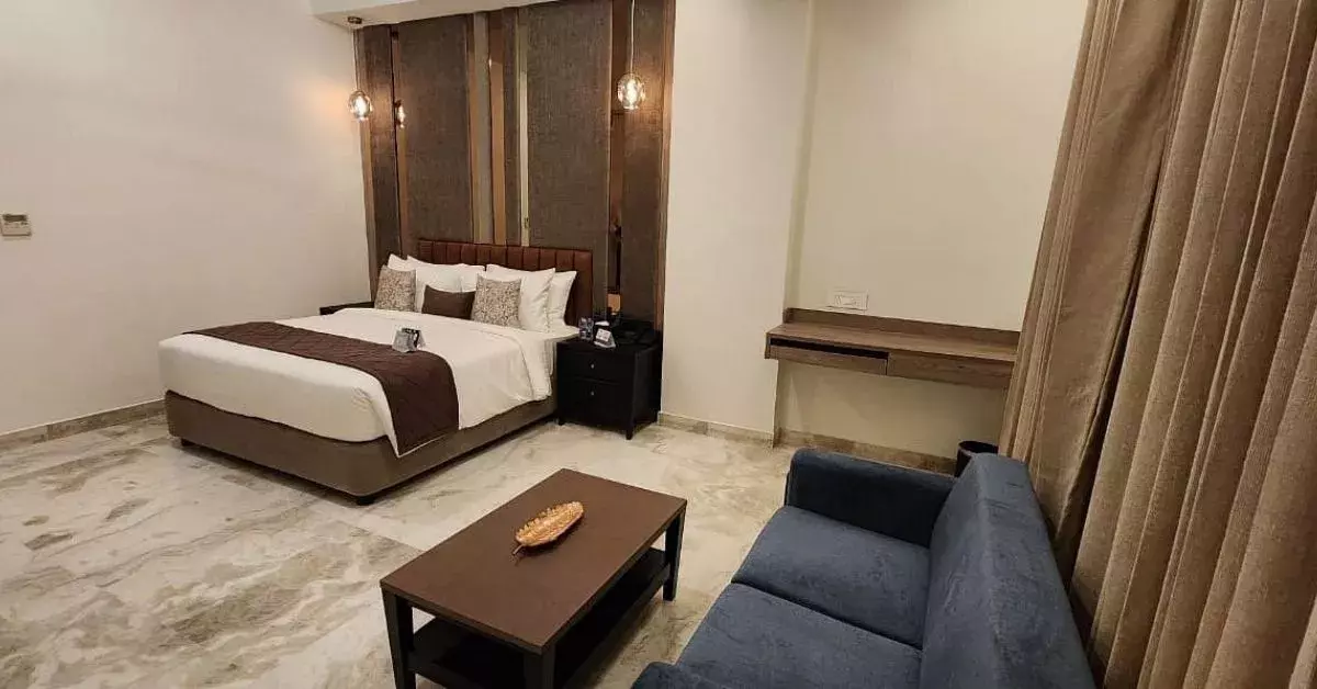 What Are the Benefits of Staying in a Hotel?