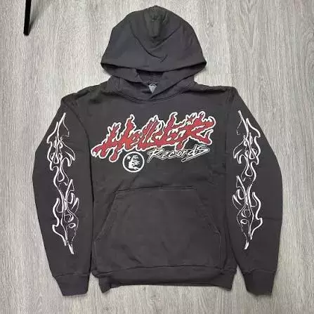 Best Ways to Wear a Hellstar Hoodie Across Every Season