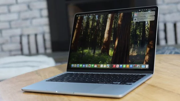 Cheaper MacBook Rumors Hint at $599 Launch