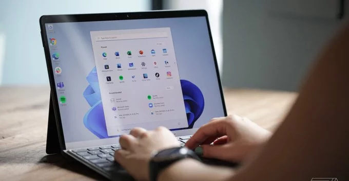 Windows 11 Movable Taskbar Finally Returns