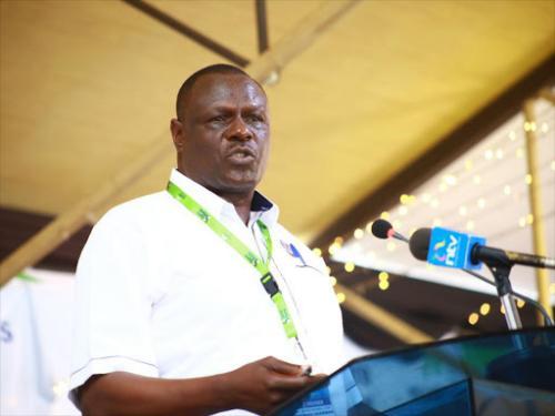 Allow Students To Have Mobile Phones In School- Chief Principal