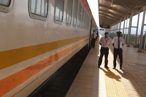 Madaraka Express Makes Maiden Stopover In Voi, Residents Want Jobs