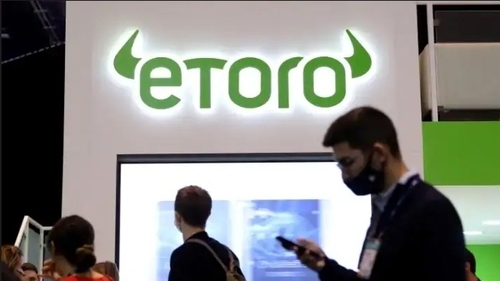 Robinhood Rival eToro Agrees $120 Million Share Sale At Discounted Valuation