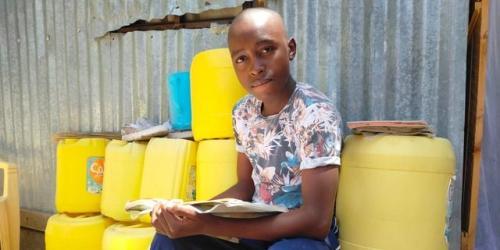 Kitengela Boy Who Scored 417 In KCPE Hawks Mangoes For Lack Of Fees