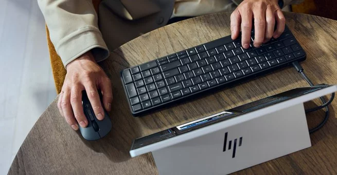 HP EliteBoard G1a: A Full PC Hidden in a Keyboard
