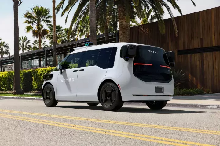 Waymo Begins Airport Rides at Las Vegas Harry Reid Airport