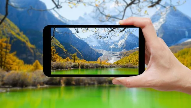 Smartphone Photography: The Hidden Cost of 5 Billion Photos Daily