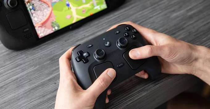 Why the Steam Controller Is (and Isn’t) a Big Deal for PC and Steam Deck Gamers