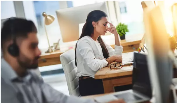 5 ‘Healthy’ Work Habits That Are Secretly Killing Your Career In 2026