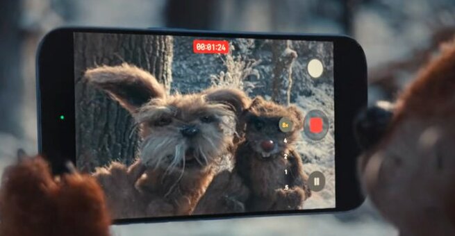 Apple holiday ad shocks fans with real puppets