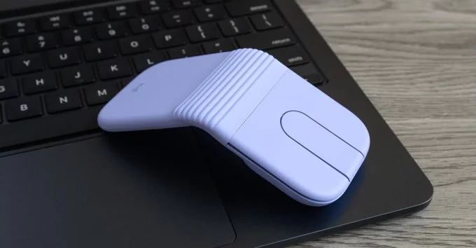 Logitech Mobi Fold Review: A Tiny Folding Mouse with Big Features