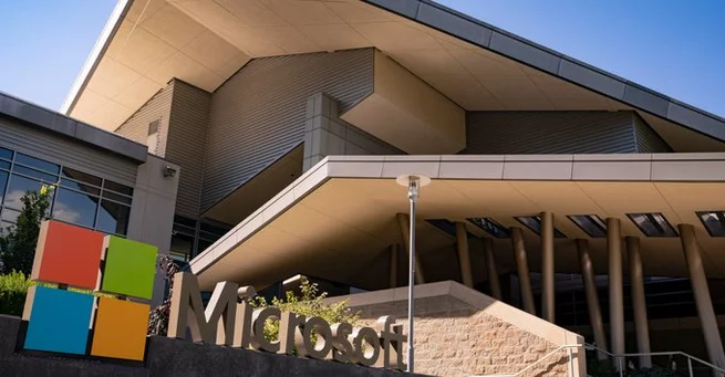 Microsoft Closes Employee Library as AI Learning Takes Over