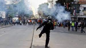 Security Beefed Up At State House Road As Raila's Deadline Lapses