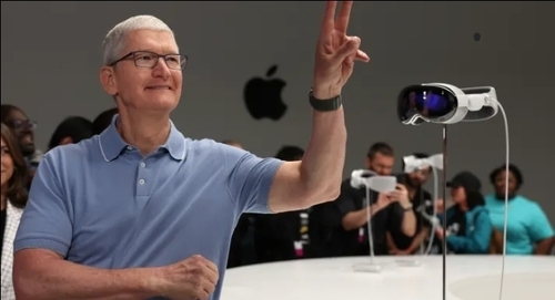 Apple Opens Vision Pro Headset Applications For Developers, But They Can’t Talk About It