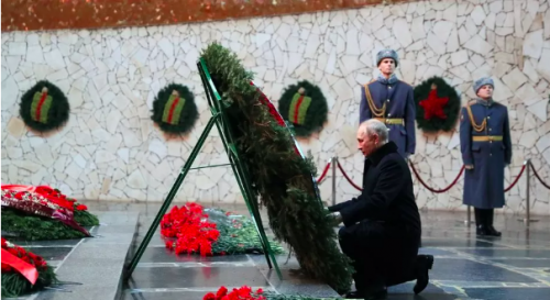 Putin: 80 Years On, We Are Facing German Tanks Again