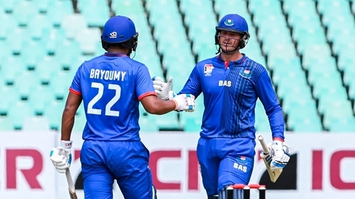 Province Blitz Dolphins At Kingsmead