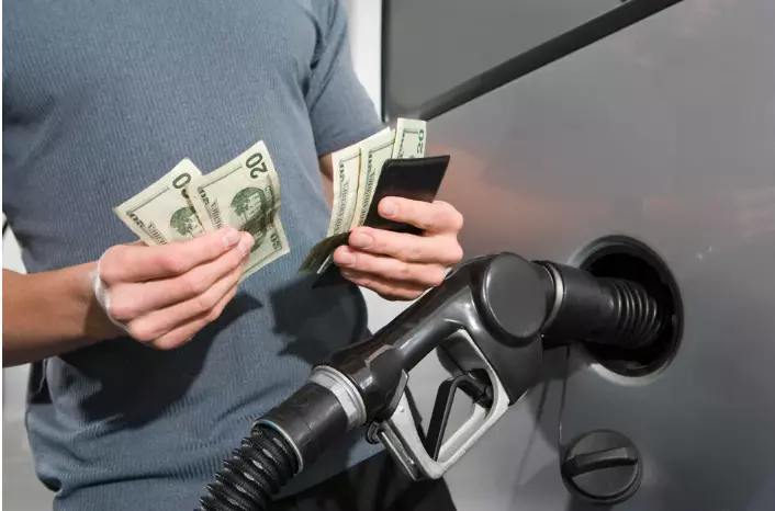 Soaring Gas Prices Making It Hard for Commuters to Get to Work: How to Cope