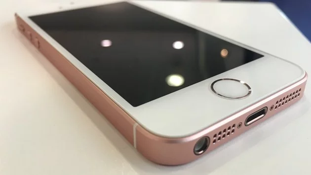 iPhone SE (2016) Proves Apple Once Perfected the Small Phone