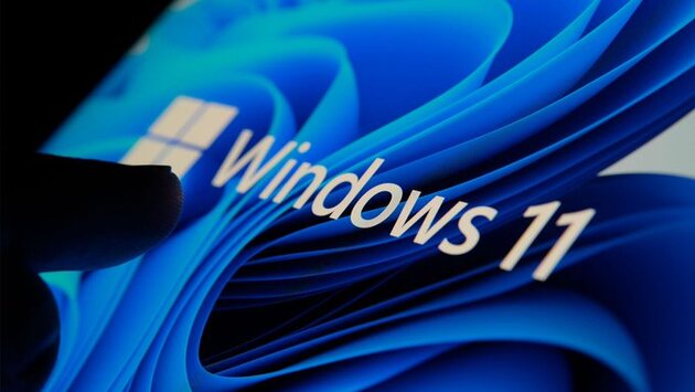 Is Sticking With Windows 10 Worth The Cost