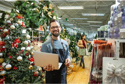 Boost Your Small Business This Holiday Season With 3 Smart Moves