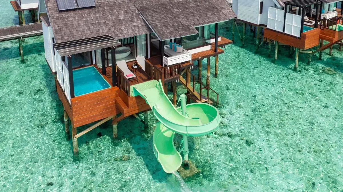 What Makes Jacuzzi Water Villas Ideal for Romantic Maldives Trips