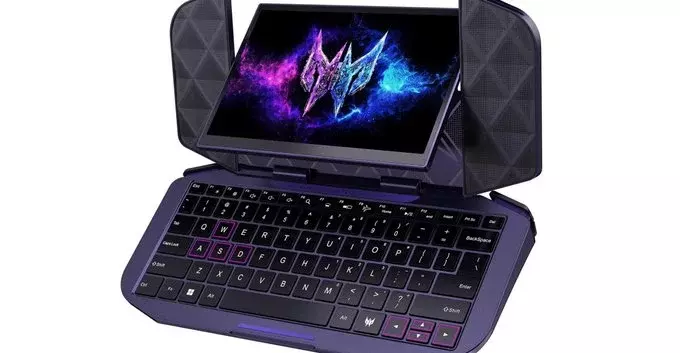 Project DualPlay Mini: Swiveling Screen & Flip-Out Keyboard