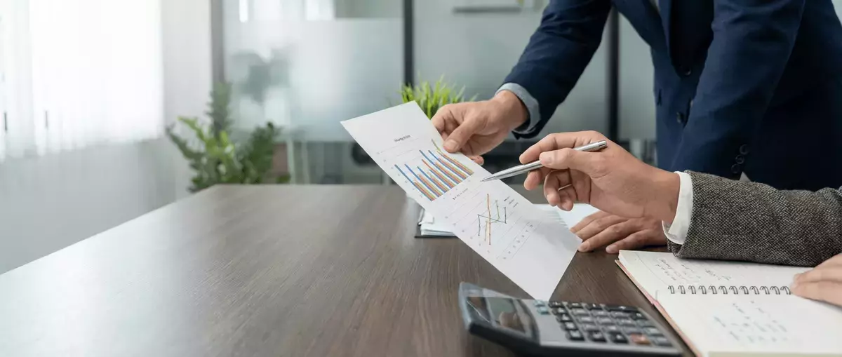How Your Accounting Method Influences the Amount of Tax You Owe