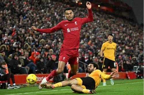 Liverpool Owner Henry Denies Club Is For Sale