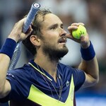 Medvedev Unseats Alcaraz To Book Djokovic Rematch In Final