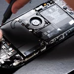 Valve Confirms iFixit Will Keep Selling Steam Deck Batteries: Here’s What It Means for Repairs