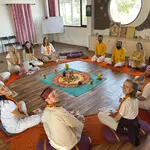 100 Hour Yoga Teacher Training in Rishikesh India | Pratham Yoga