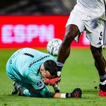 Vaessen Recovering After Being Knocked Out In Ajax Clash