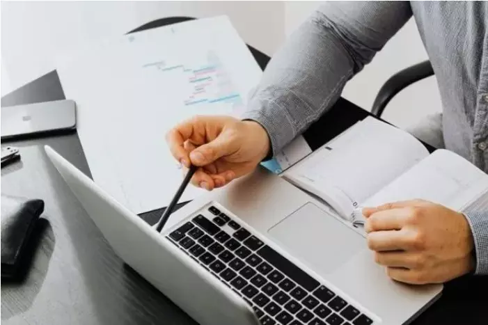 Boring Is Brilliant: The Surprising Secret to Peak Performance and Effectiveness
