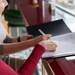 Why Opt For a Professional Notary Public in Roseville for Significant Documentation?