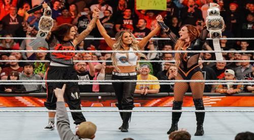 Becky Lynch And Lita Win The WWE Women's Tag Team Championships