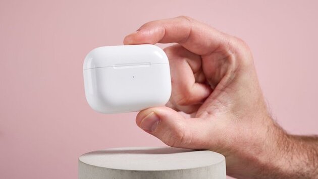 AirPods Pro 3 Design Leak Reveals Case Change