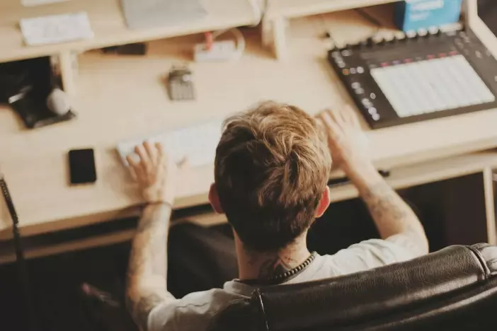How to Beat the Getaway Gloomies and Ease Back to Work