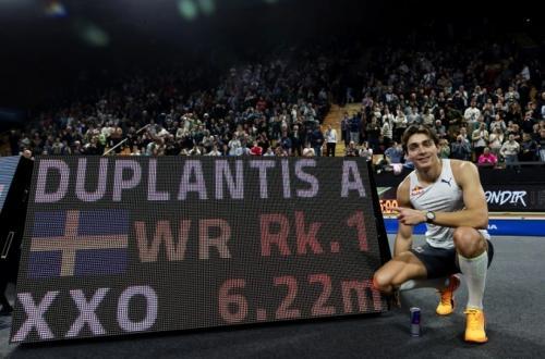 Duplantis Sets New World Pole Vault Record