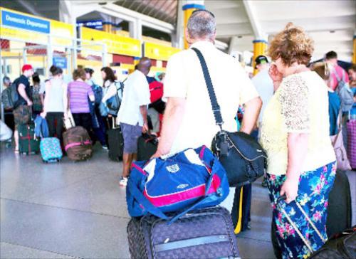 Tourism Sector Stable But Demos Worry Hoteliers