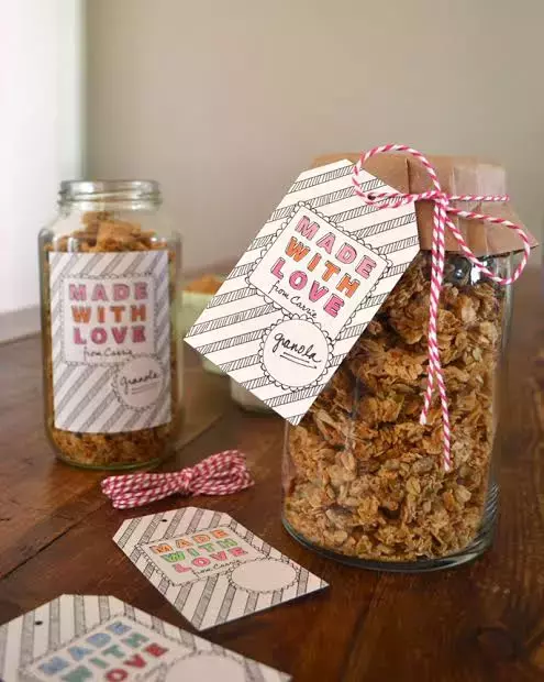 Custom Food Tags for Packaging and Brand Identity