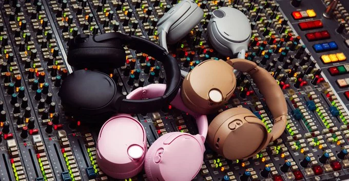 Skullcandy Crusher ANC: Bass-Boosting Headphones with Bose Active Noise Cancellation