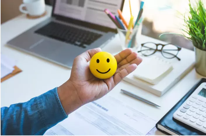 6 Clear Signs of a Psychologically Safe Workplace (And Why It Matters)